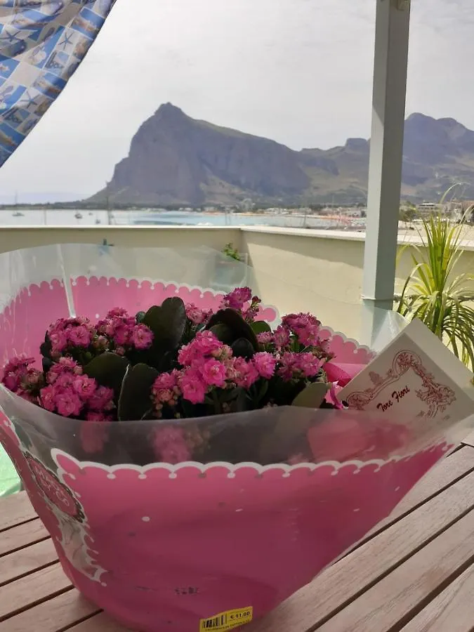 Frühstückspension Bed and Breakfast Il Torrazzo Da Francesca San Vito Lo Capo